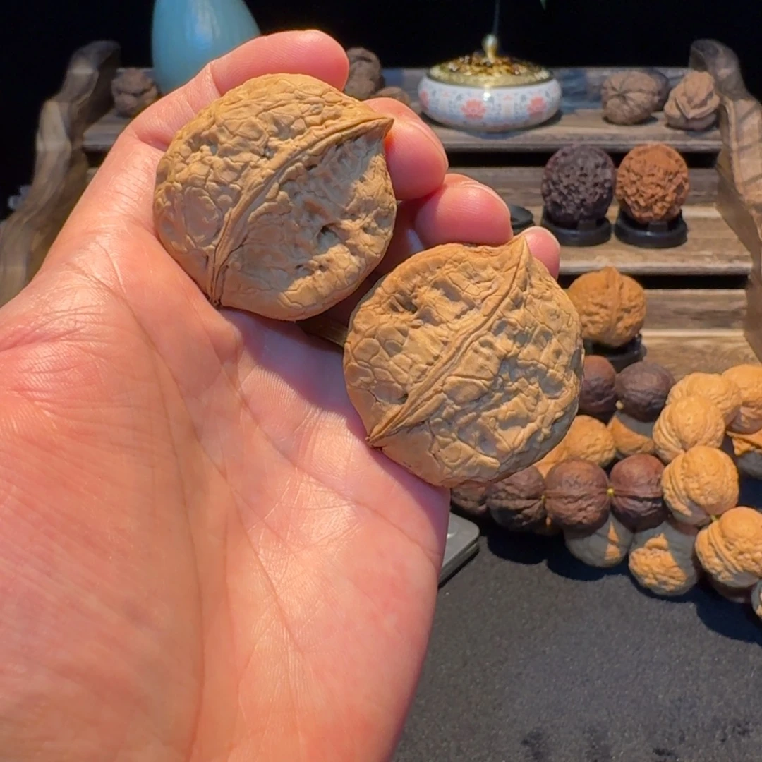 文玩核桃把件云南铁核桃27