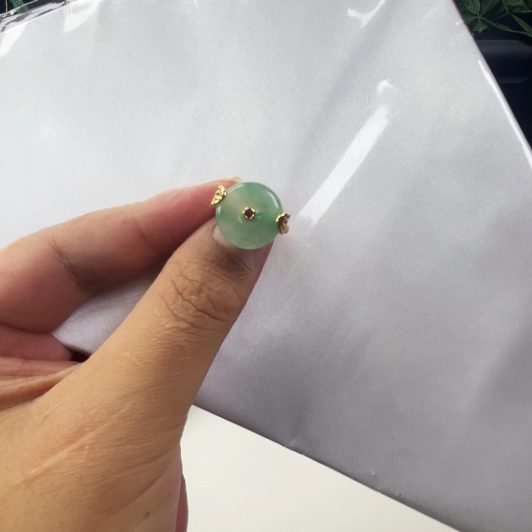 石英质玉合金戒指