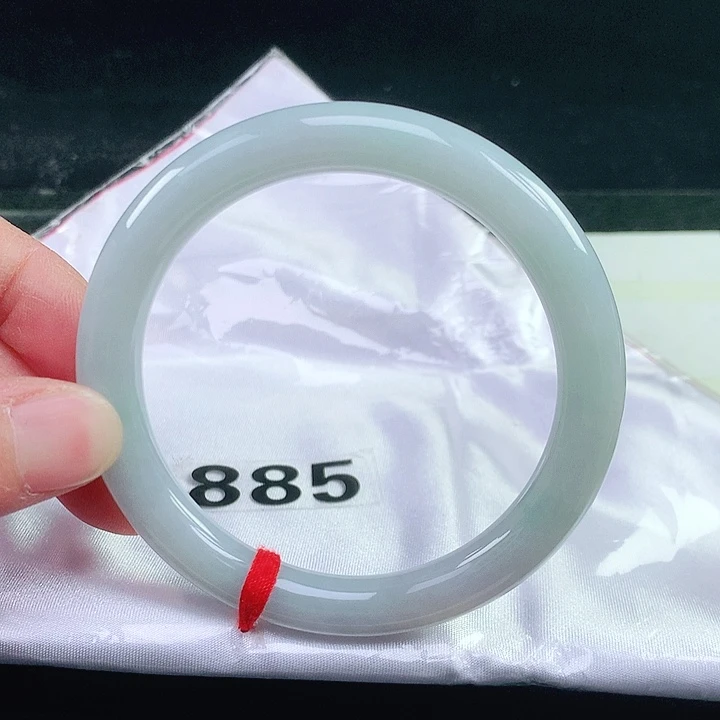 未镶嵌手镯（圆镯）翡翠885