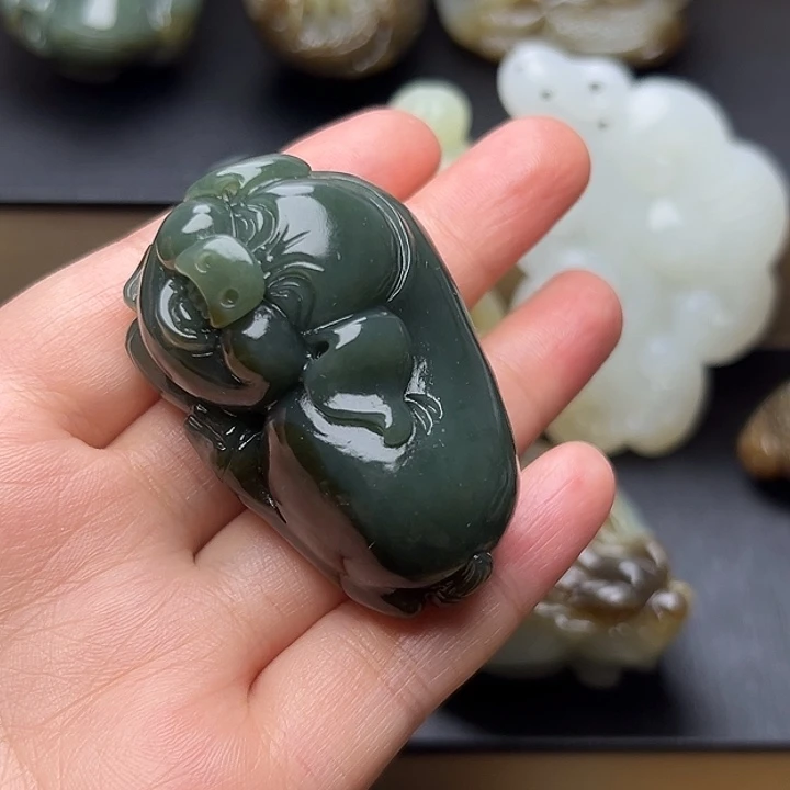 未镶嵌和田玉挂件