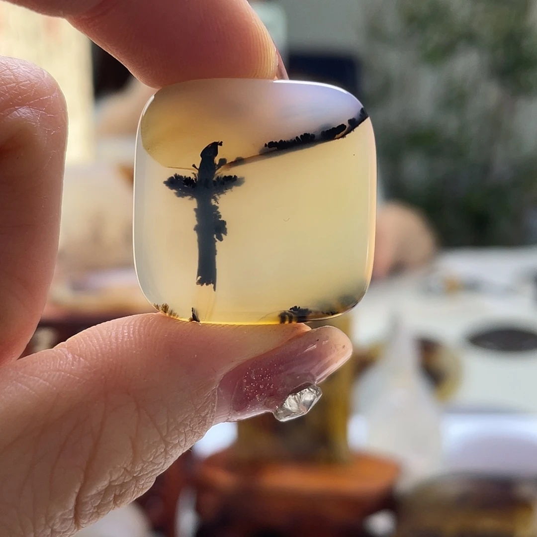 玛瑙/玉髓未镶嵌珠宝奇石