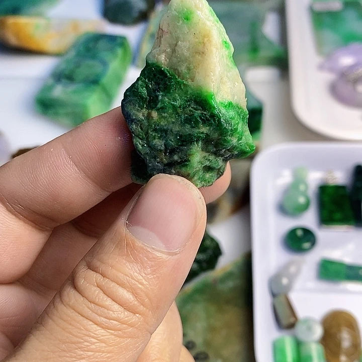 翡翠散珠天然翡翠A货挂件
