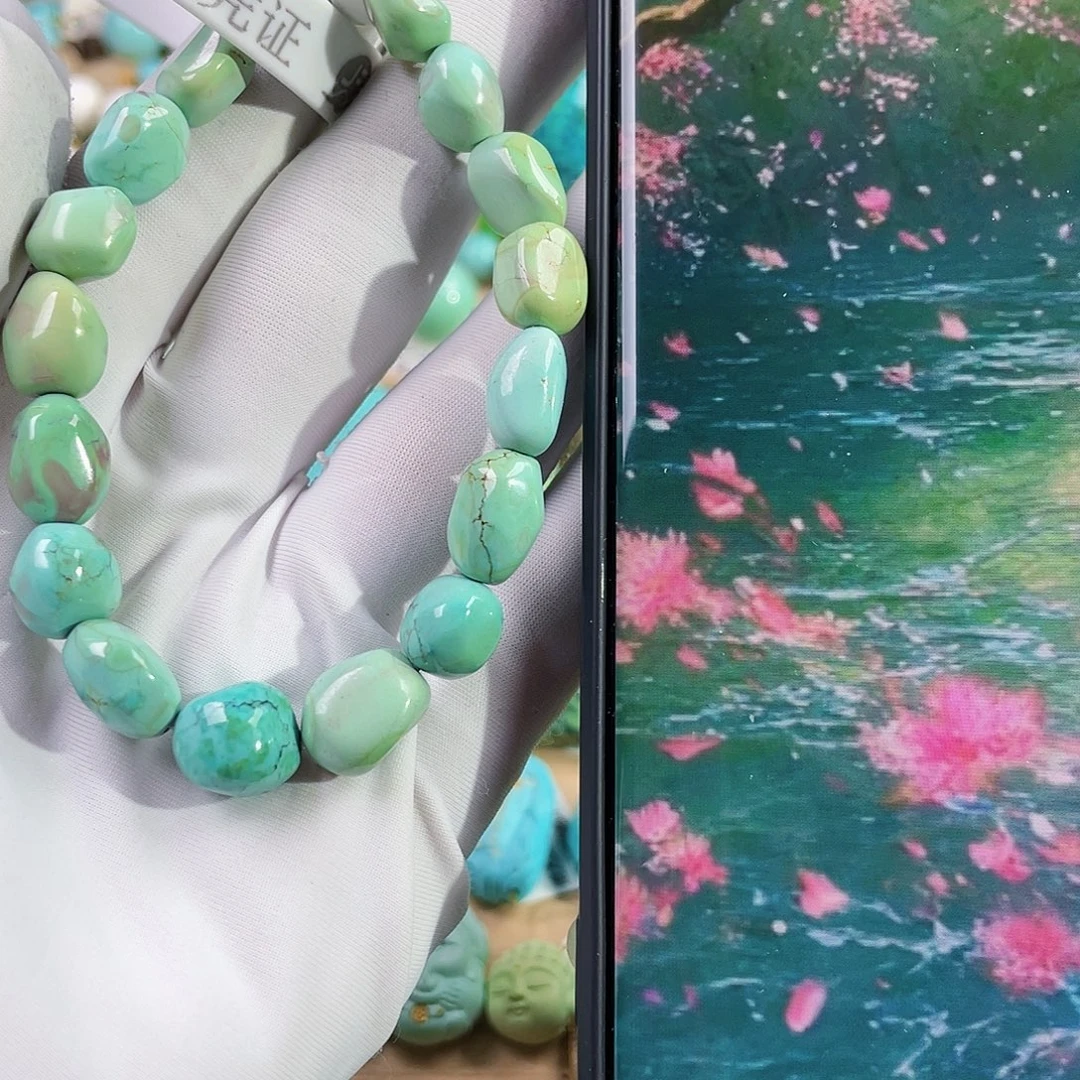 绿松石未镶嵌珠宝奇石