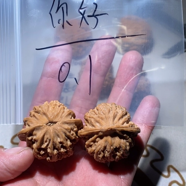你***好文玩核桃吊坠核桃