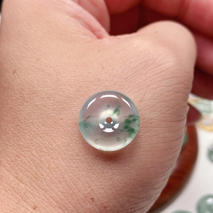 【闪购商品】翡翠未镶嵌吊坠(不含链)