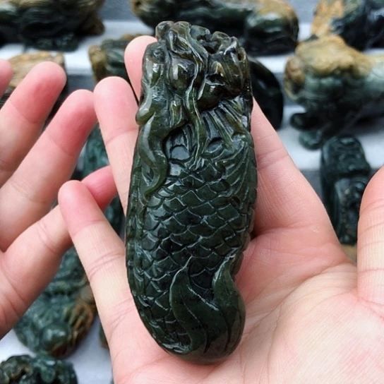 岫岩河磨玉（透闪石质玉）未镶嵌把件
