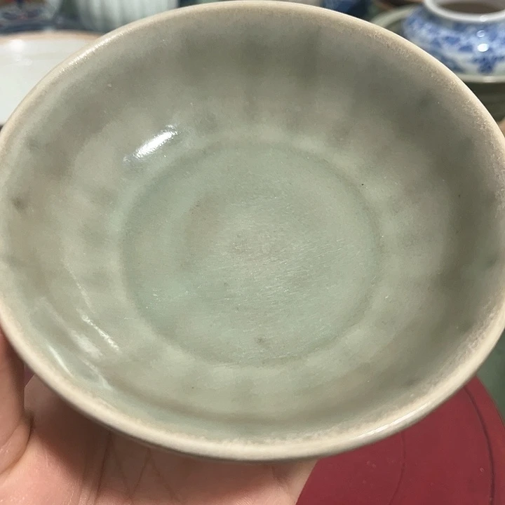用****2一个龙泉的小盘子
