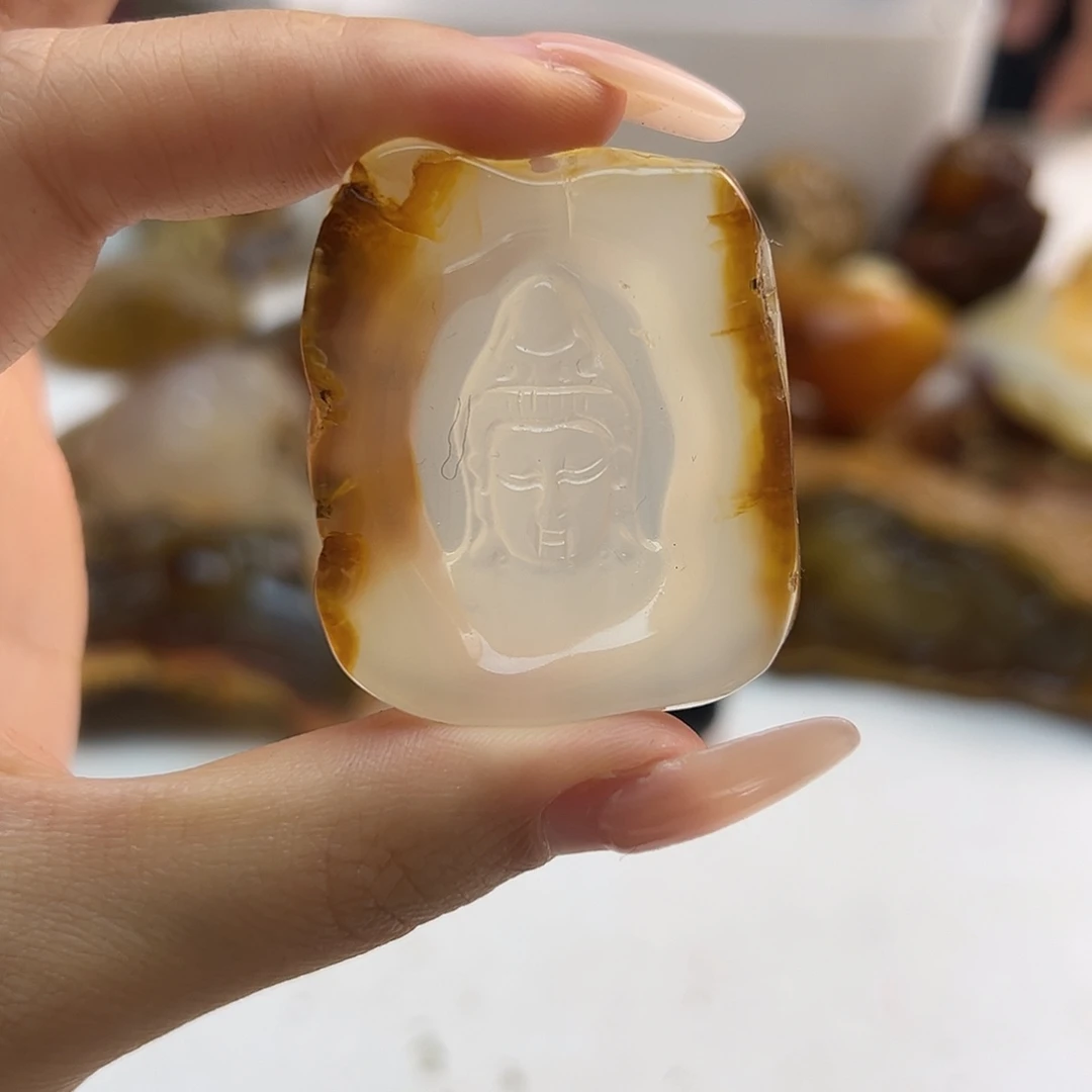玛瑙/玉髓未镶嵌颈饰
