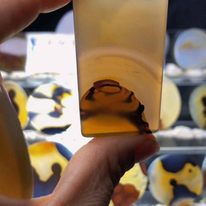 合金玛瑙/玉髓珠宝奇石45