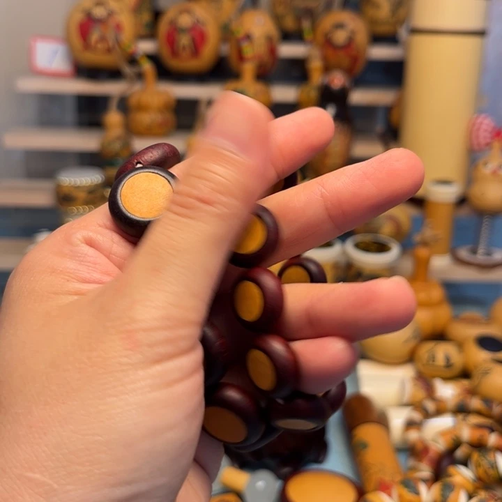 大叶紫檀（黑酸枝木类）壹****手