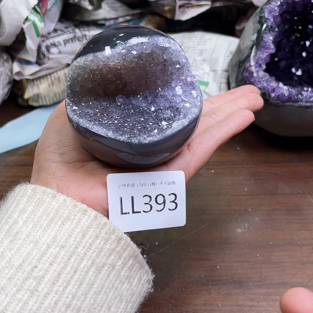 未镶嵌水晶大型摆件（非配饰）