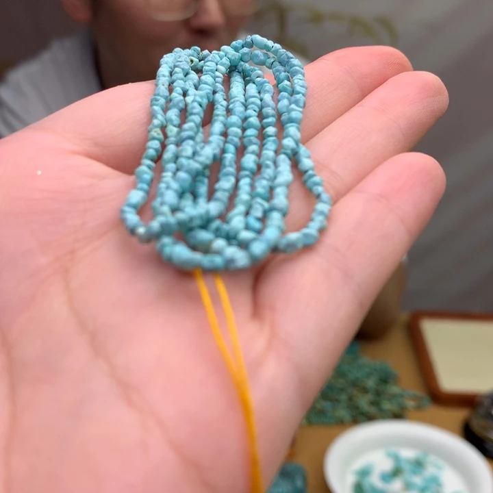 绿松石未镶嵌原矿