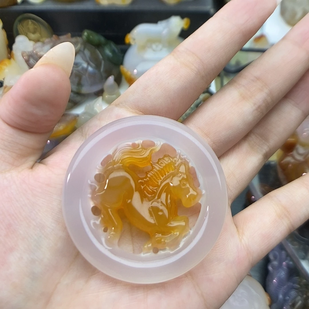 玛瑙/玉髓未镶嵌颈饰