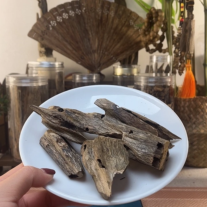 沉香碎屑沉香沉香虫漏74g
