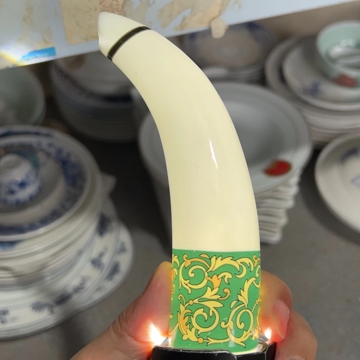 杯绿金富贵陶瓷一个