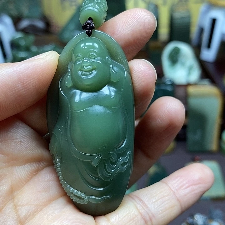 幸***人岫岩老玉（透闪石质玉）未镶嵌挂件