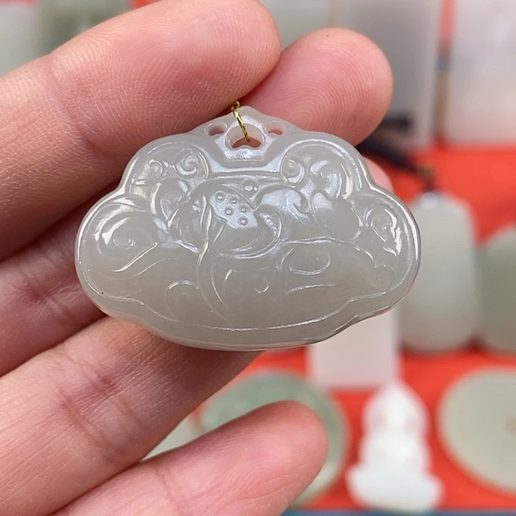 【闪购商品】颈饰未镶嵌和田玉