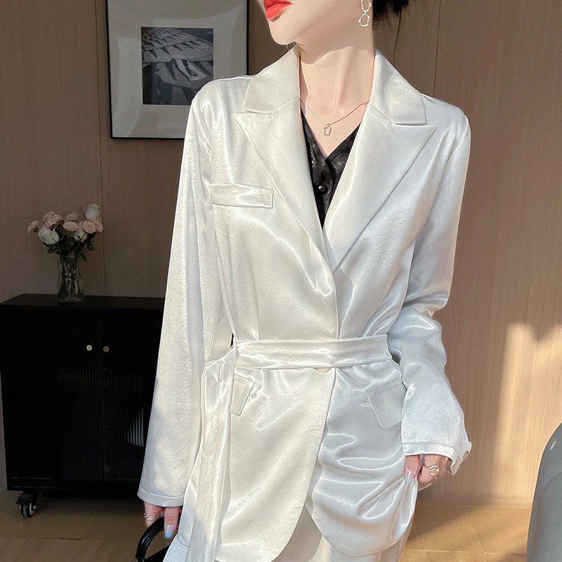 小西装外套女春秋新款收腰西装宽松气质腰带西装外套