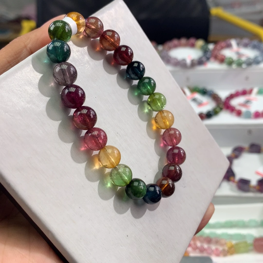碧玺手链未镶嵌          8.5mm。   