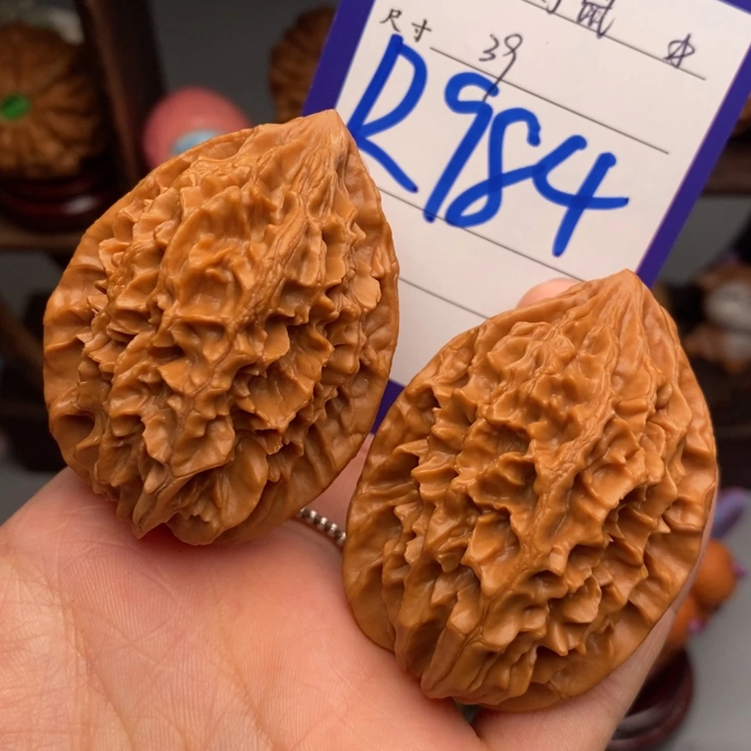 文玩核桃吊坠招财鼠39