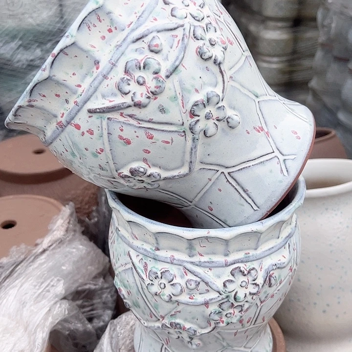 高度20厘米口18厘米