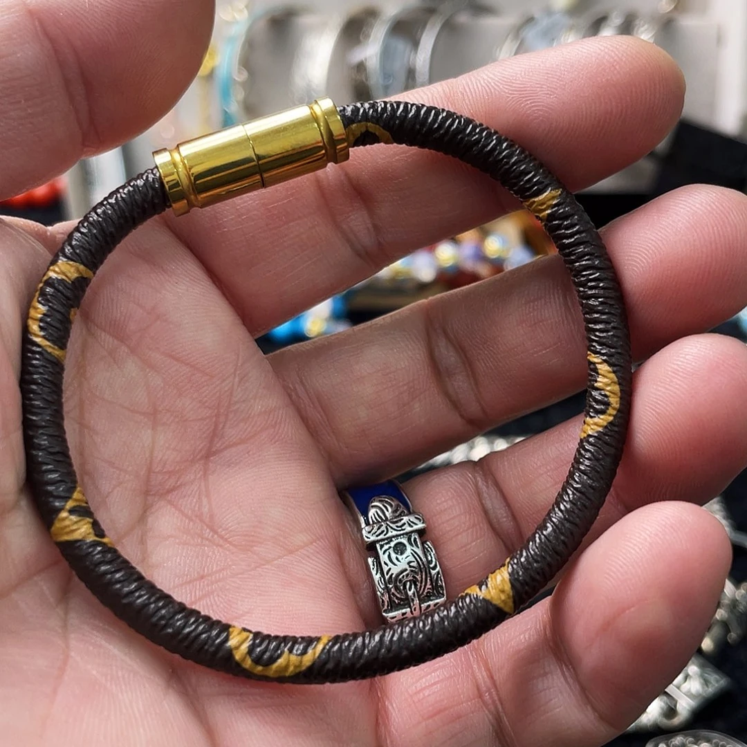 瓷闪购商品如图所见