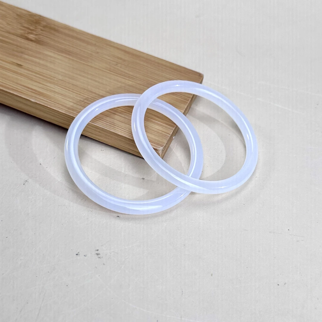 玉髓圆条手镯多样性发一