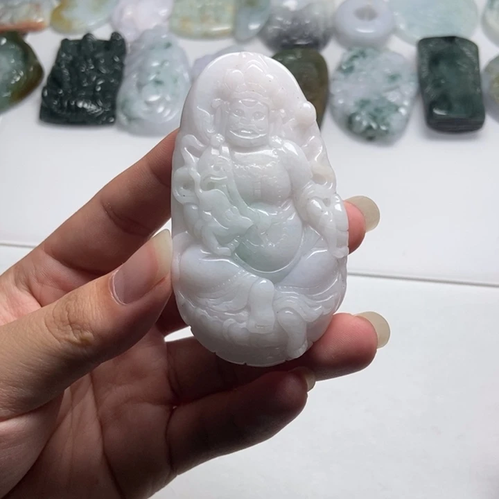 翡翠未镶嵌颈饰黄财21