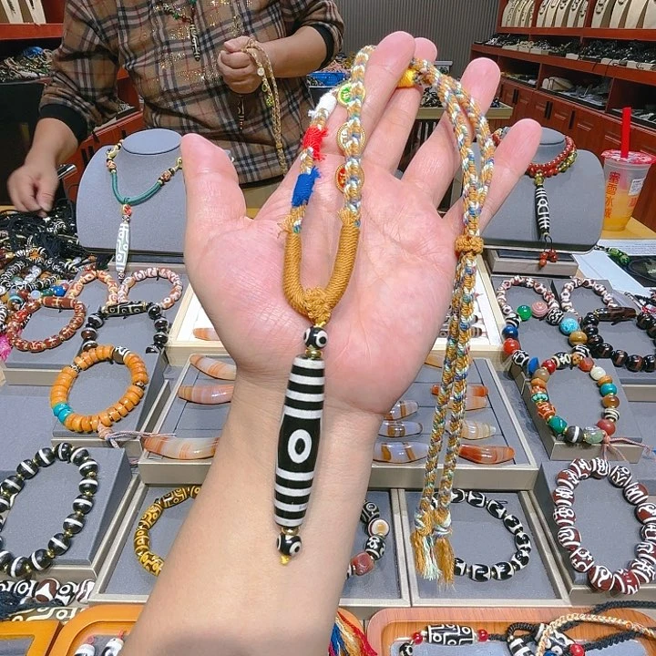 未镶嵌玛瑙/玉髓珠宝奇石