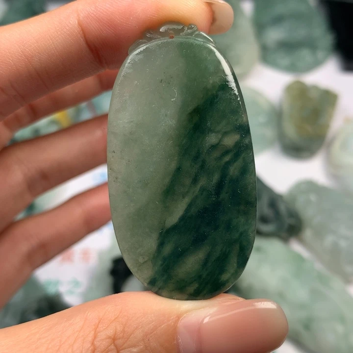 定制翡翠未镶嵌翡翠