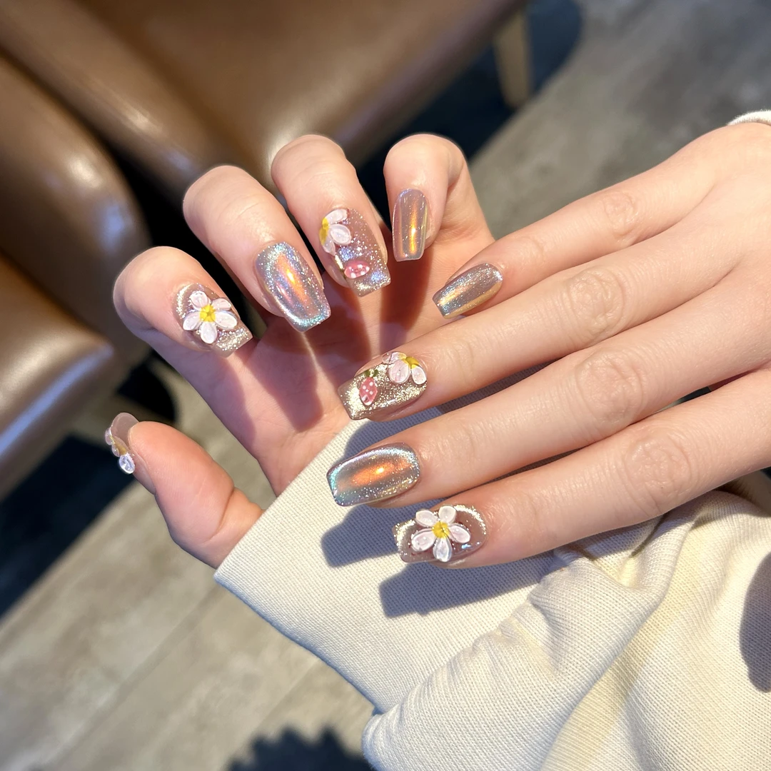 【极光草莓】蓝珊手工穿戴甲可爱草莓啵啵立体手捏草莓花朵春夏ins