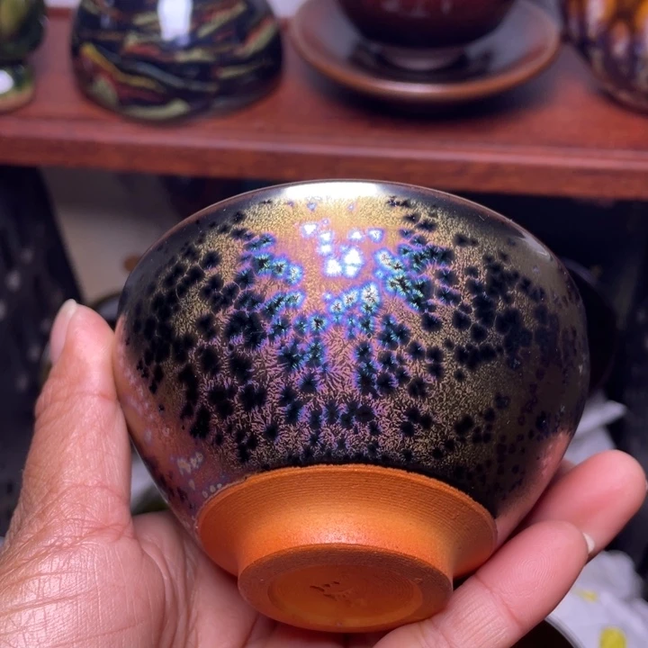 茶盏我想看小朋友的舞台