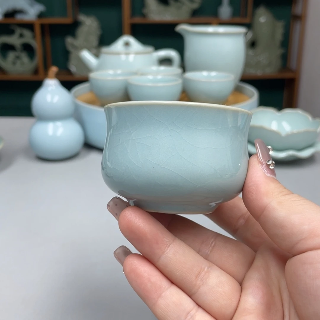 瓷元宝杯带礼盒