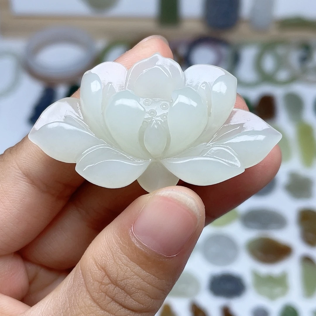 颈饰未镶嵌和田玉
