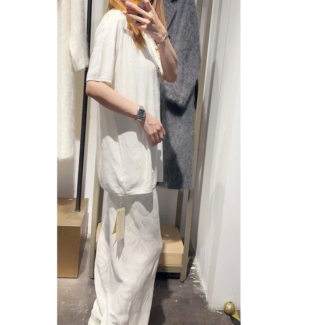 【100桑蚕丝】256047-100桑蚕丝精纺肌理感重工提花中长款短袖