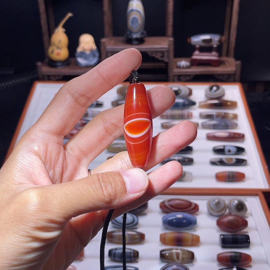 玛瑙/玉髓未镶嵌吊坠(赠链)