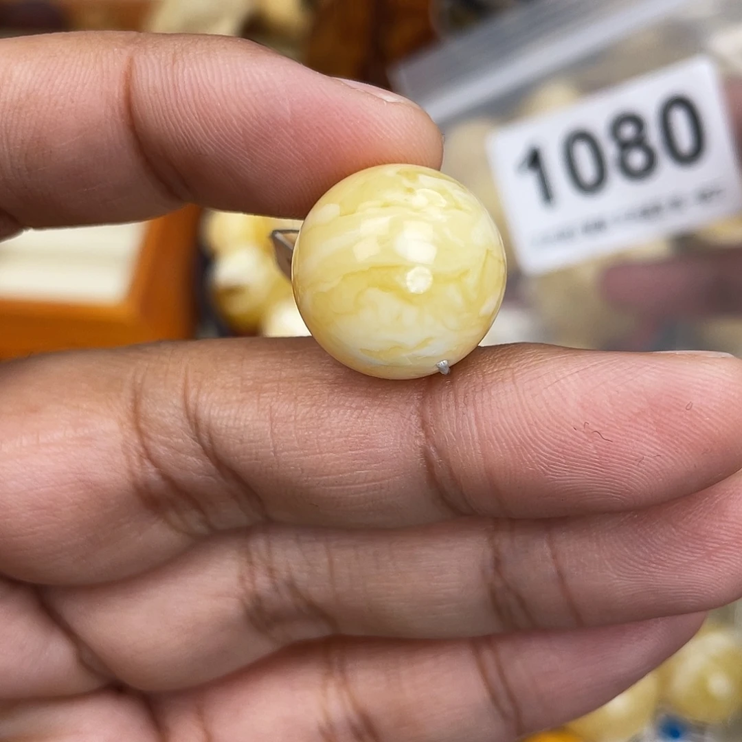 蜜蜡未镶嵌珠宝奇石17.8