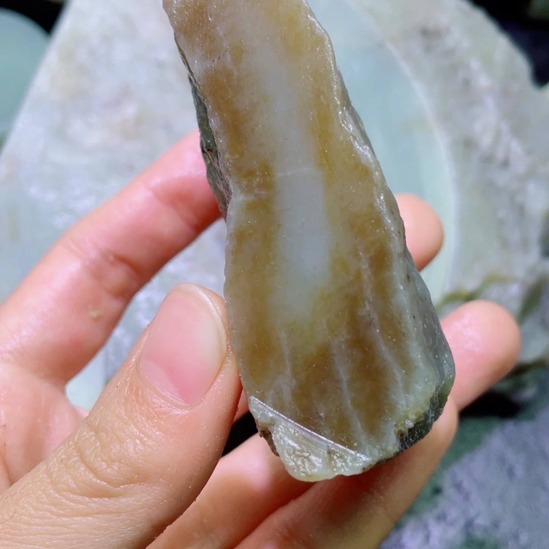 和田玉未镶嵌珠宝半成品