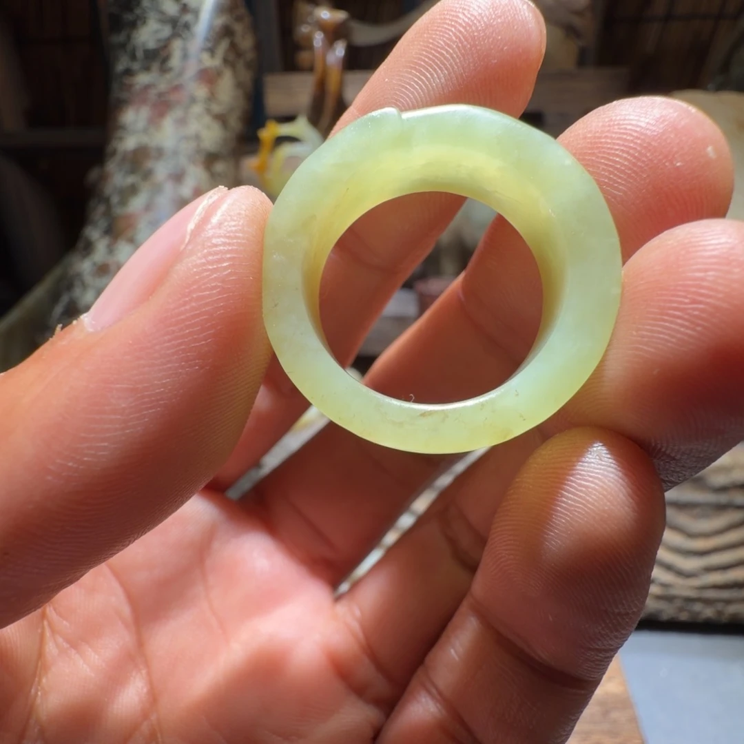 石***融和田玉（糖玉）未镶嵌颈饰