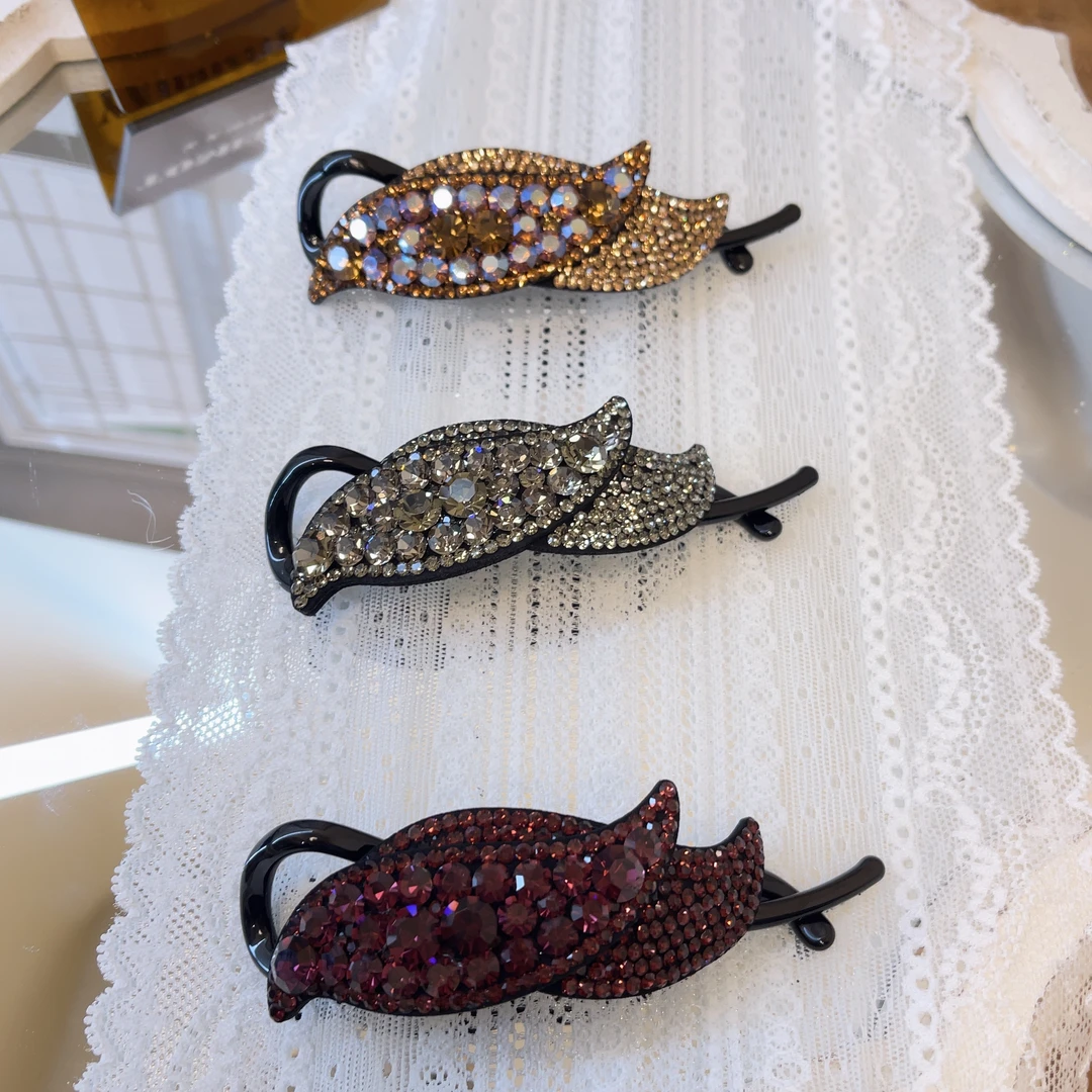 W413韩系精致简约气质高雅简约百搭复古扭扭夹