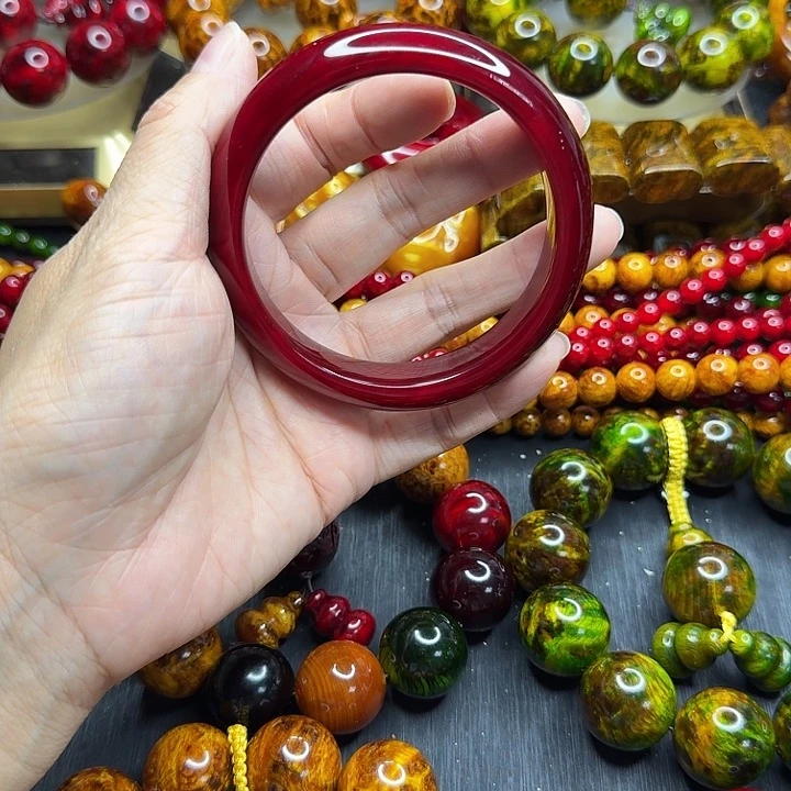 松木琥珀木文玩手串