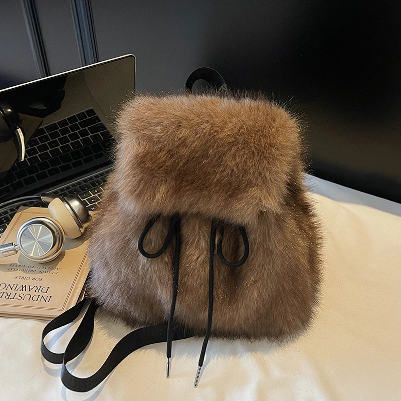 秋冬季毛绒女士双肩包女款爆款2025新款通勤大容量背包毛毛小书包