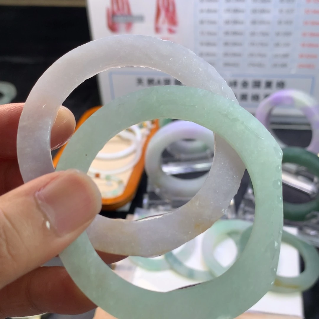 定制翡翠手镯未镶嵌53以上一对