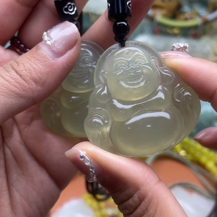 蛇纹石玉未镶嵌吊坠