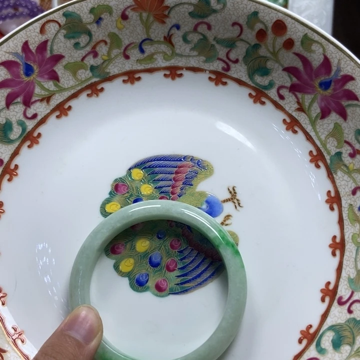 嬿***唲瓷片翡翠手镯手镯