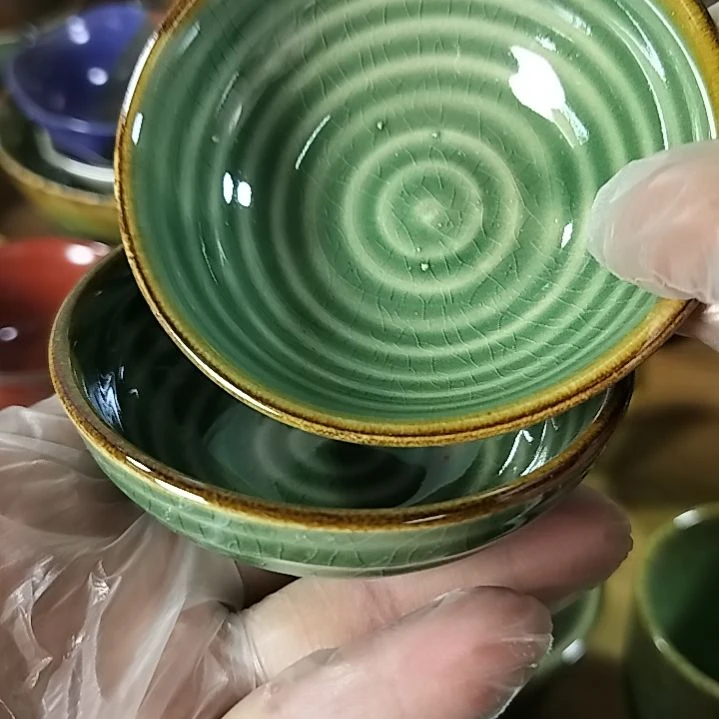 盘瓷片陶瓷杯盘壶碗都有