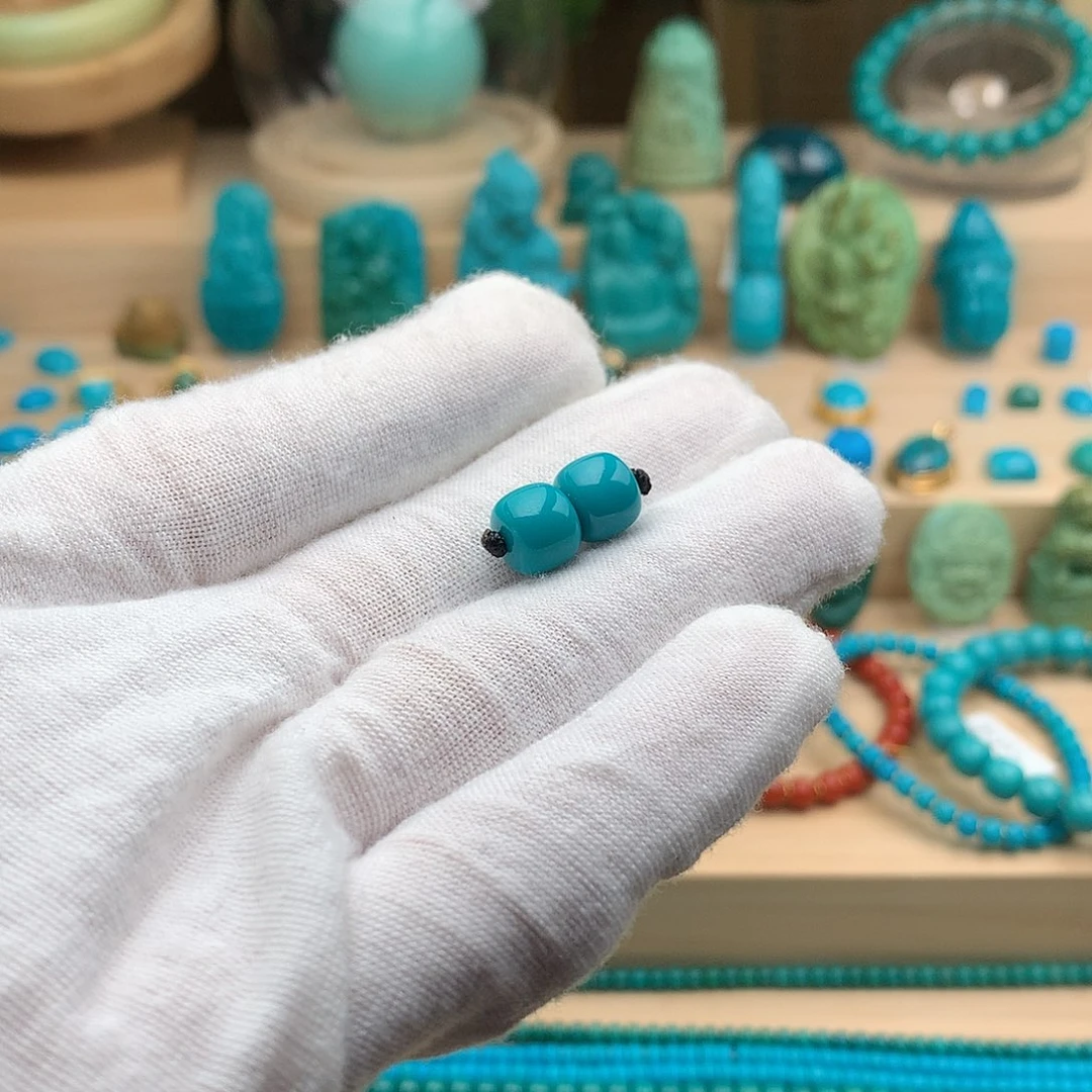 绿松石未镶嵌珠宝奇石