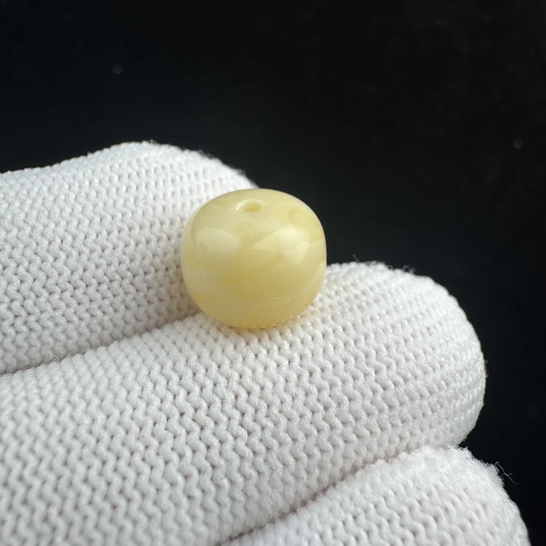 M8542天然蜜蜡妖花老型墩子11x8.3mm支持鉴定假一罚四