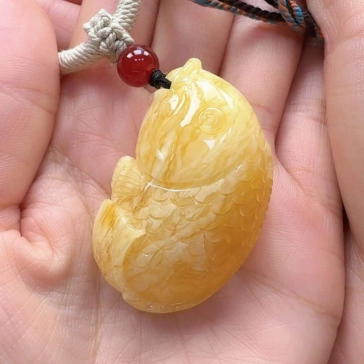 琥珀未镶嵌珠宝奇石吊坠
