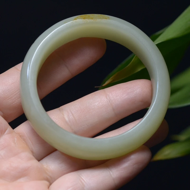 72.7g 新疆和田洒金皮青白籽料正圆纯手工手镯 内径56mm （W0050）